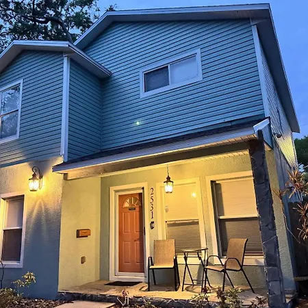Villa St Pete Oasis - Near Downtown